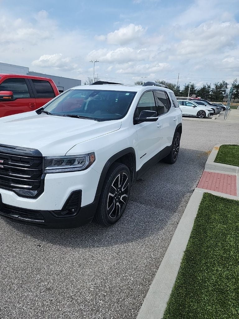 2021 GMC Acadia SLT