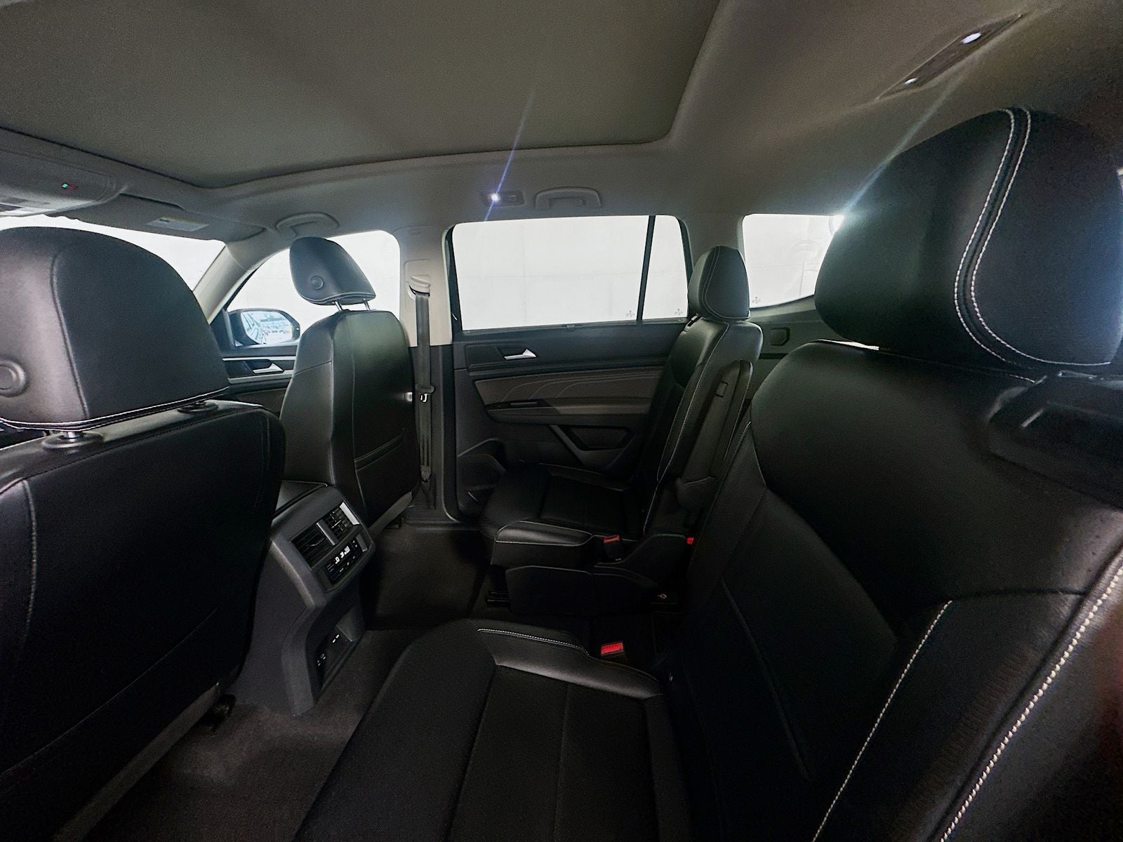 2022 Volkswagen Atlas 3.6L V6 SEL R-Line