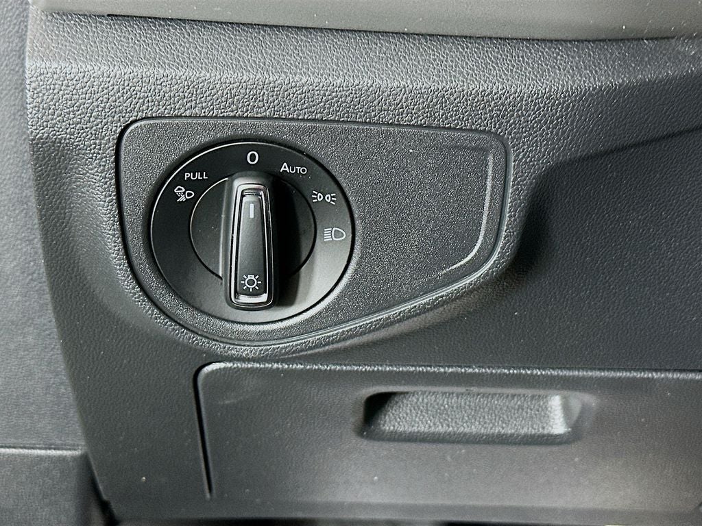 2021 Volkswagen Atlas Cross Sport 2.0T SE