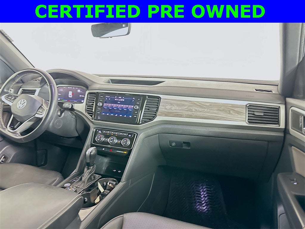 2022 Volkswagen Atlas Cross Sport 2.0T SE w/Technology