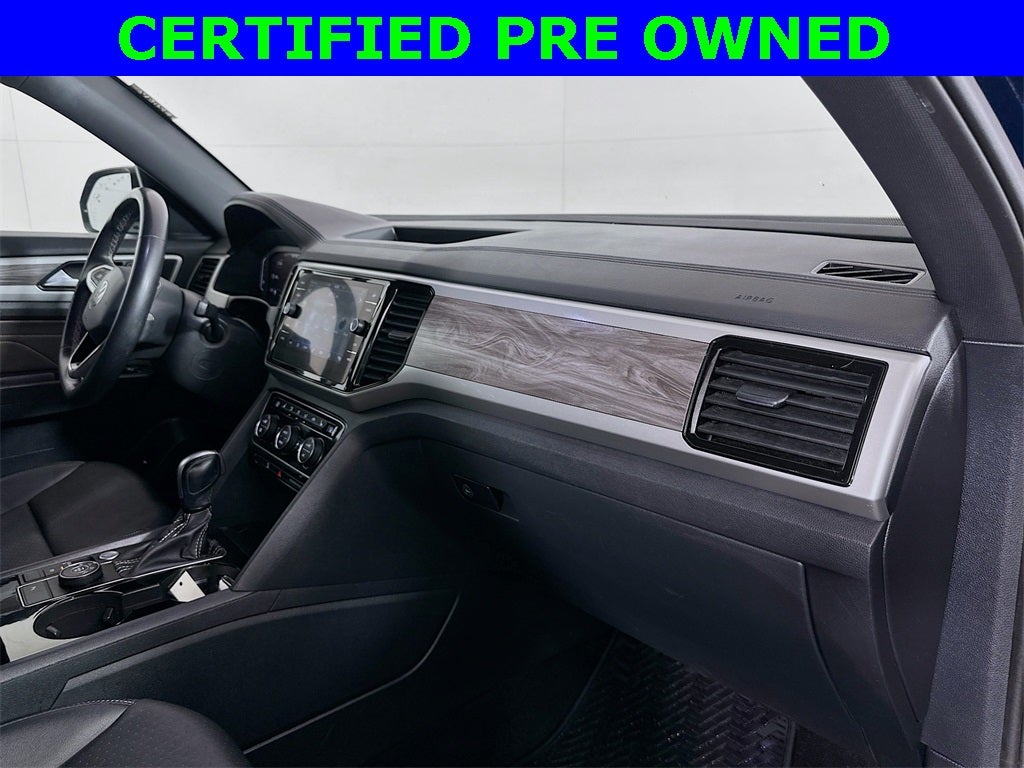 2022 Volkswagen Atlas Cross Sport 2.0T SE w/Technology