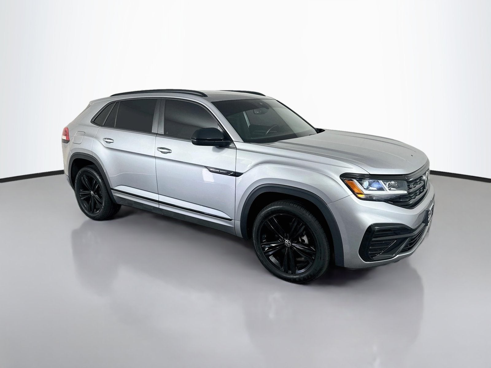 2023 Volkswagen Atlas Cross Sport 2.0T SEL R-Line Black