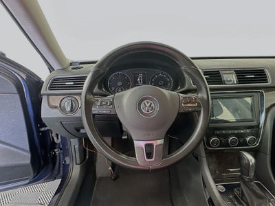 2014 Volkswagen Passat TDI SEL Premium