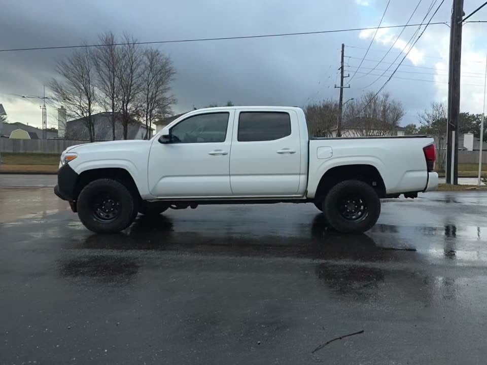 2022 Toyota Tacoma SR
