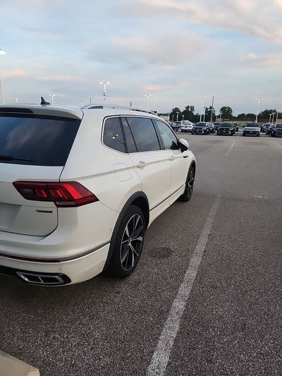 2023 Volkswagen Tiguan SEL R-Line