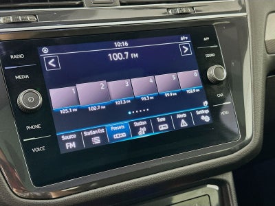 2023 Volkswagen Tiguan SE R-Line Black
