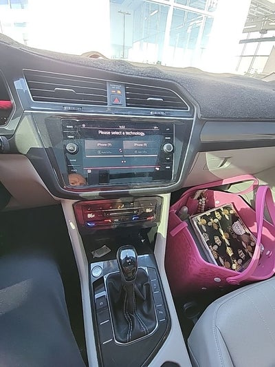 2022 Volkswagen Tiguan SE R-Line Black