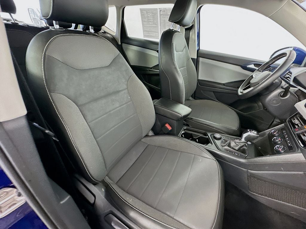 2022 Volkswagen Taos SE