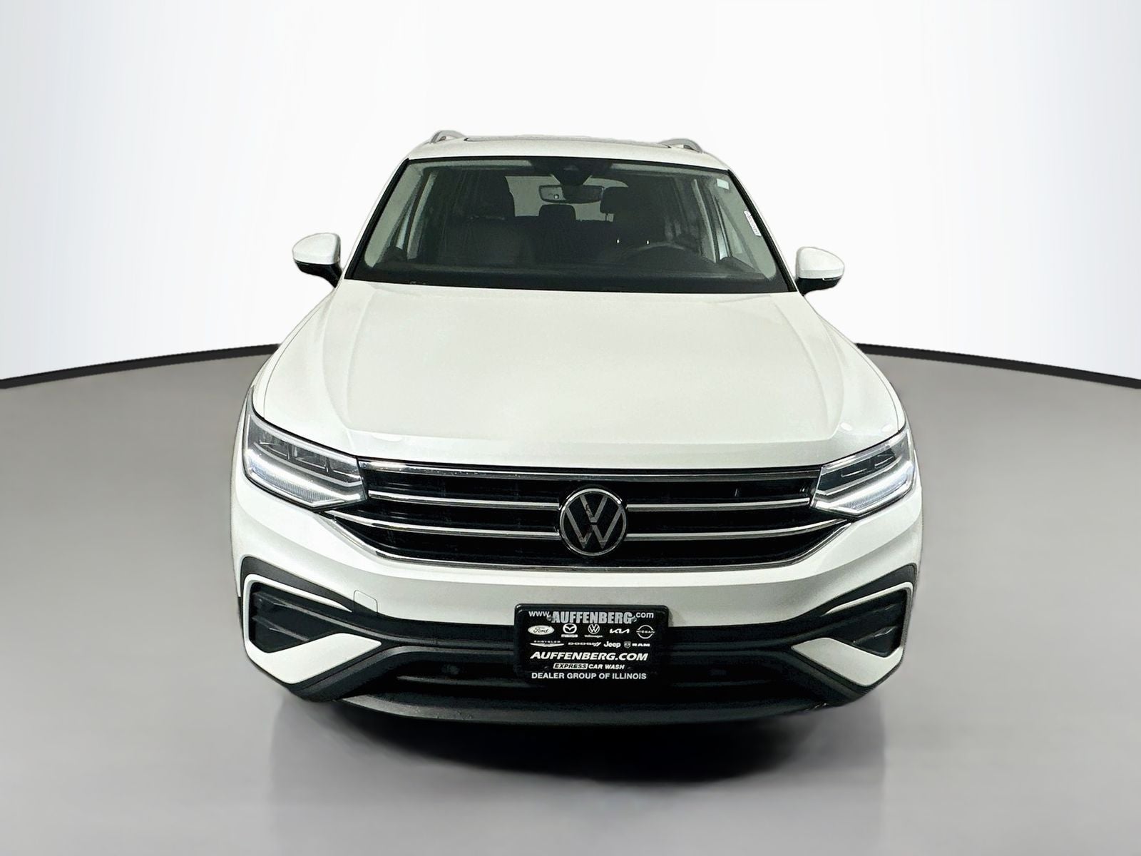 2023 Volkswagen Tiguan SE