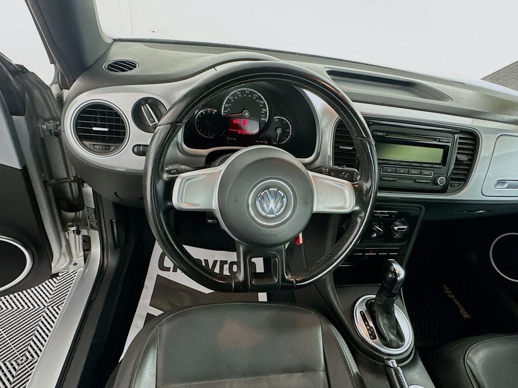 2013 Volkswagen Beetle Convertible 2.5L