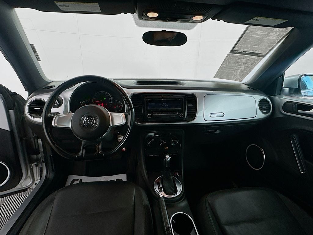 2013 Volkswagen Beetle Convertible 2.5L