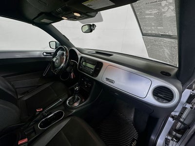 2013 Volkswagen Beetle Convertible 2.5L