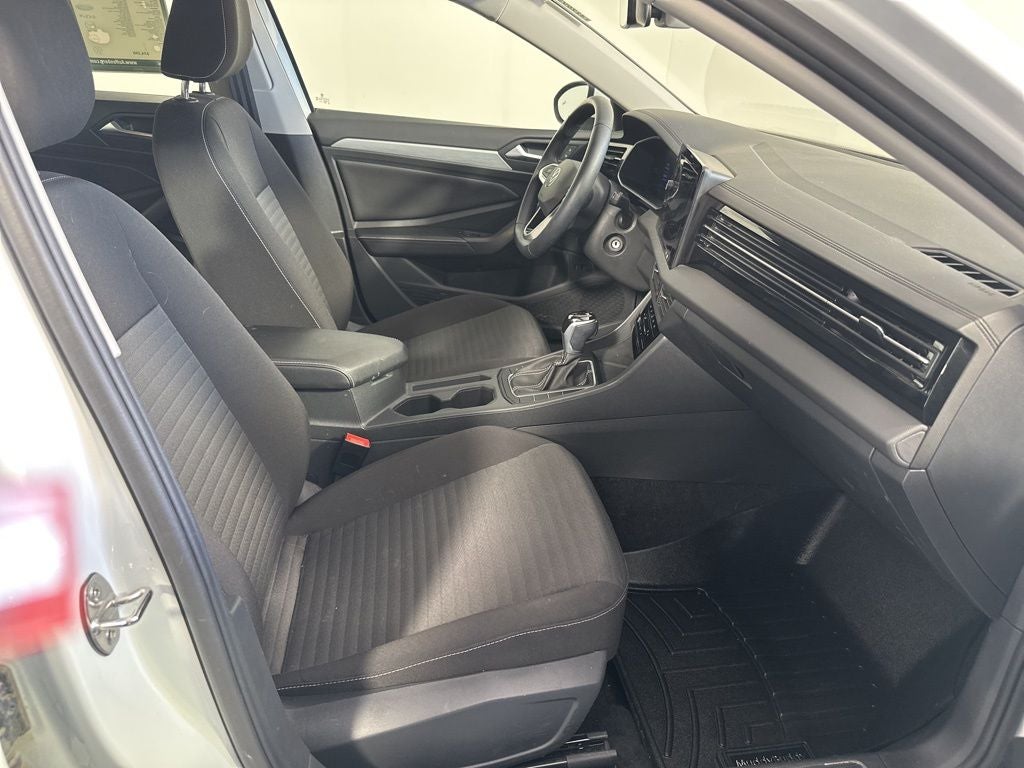 2025 Volkswagen Jetta S