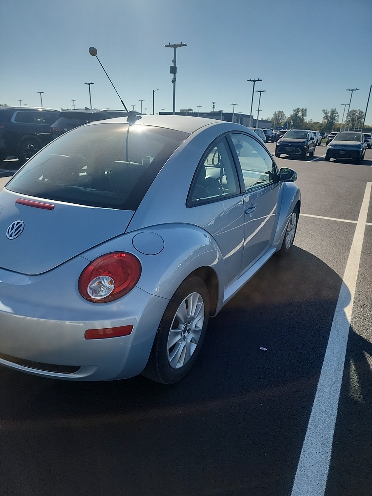 2009 Volkswagen New Beetle S