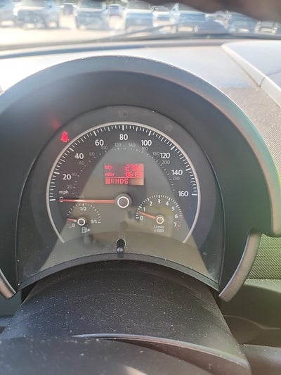 2009 Volkswagen New Beetle S