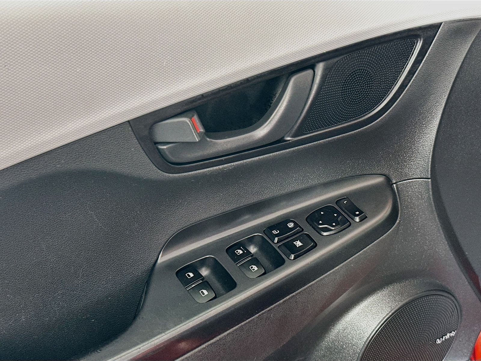 2020 Hyundai Kona SEL Plus