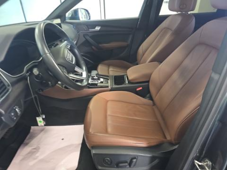 2022 Audi Q5 S line Premium Plus