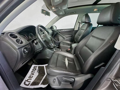 2011 Volkswagen Tiguan SE