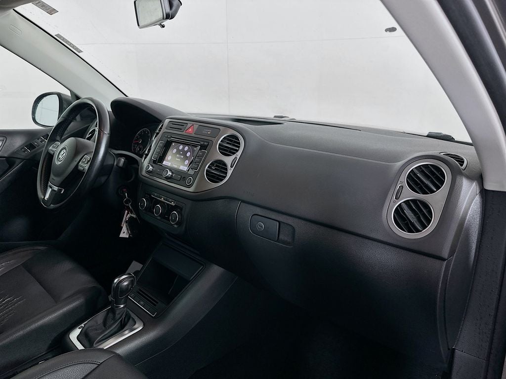 2011 Volkswagen Tiguan SE