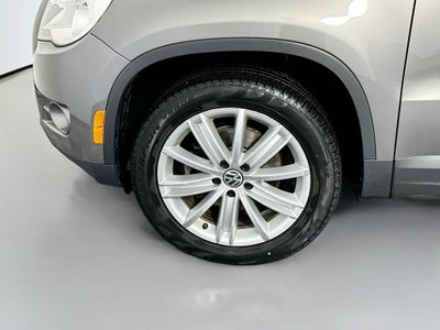 2011 Volkswagen Tiguan SE