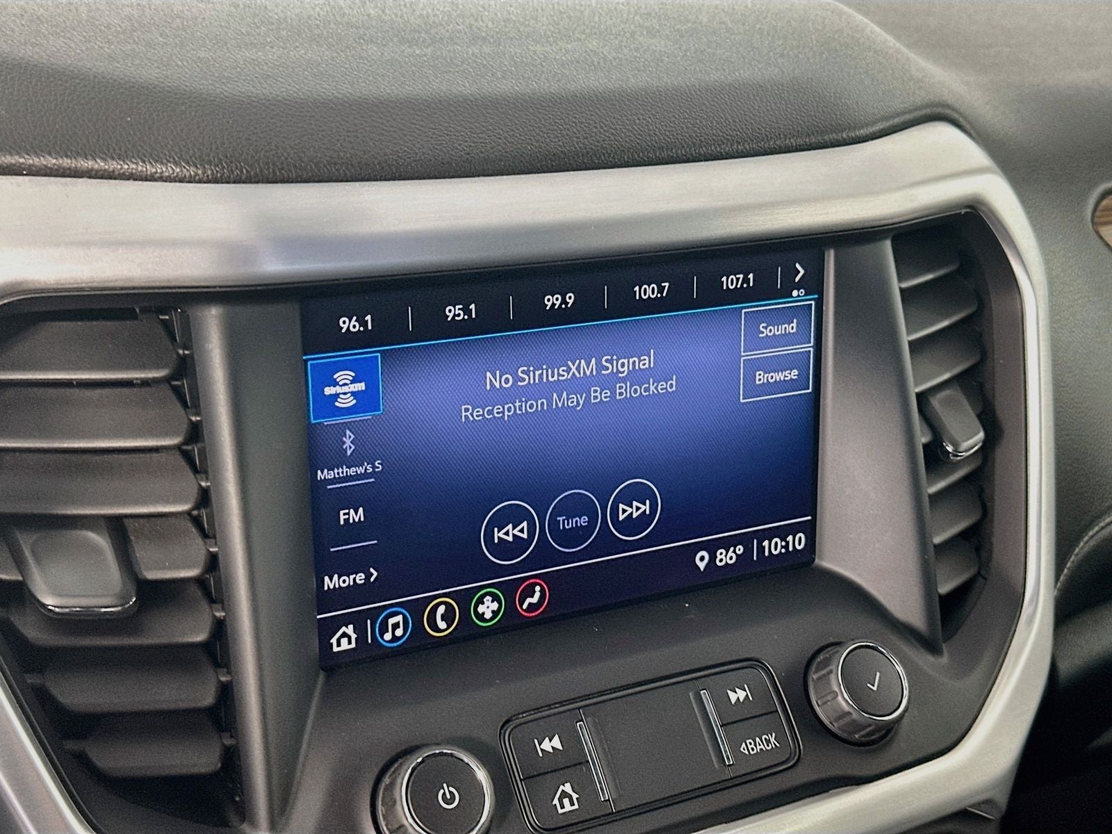 2020 GMC Acadia SLE