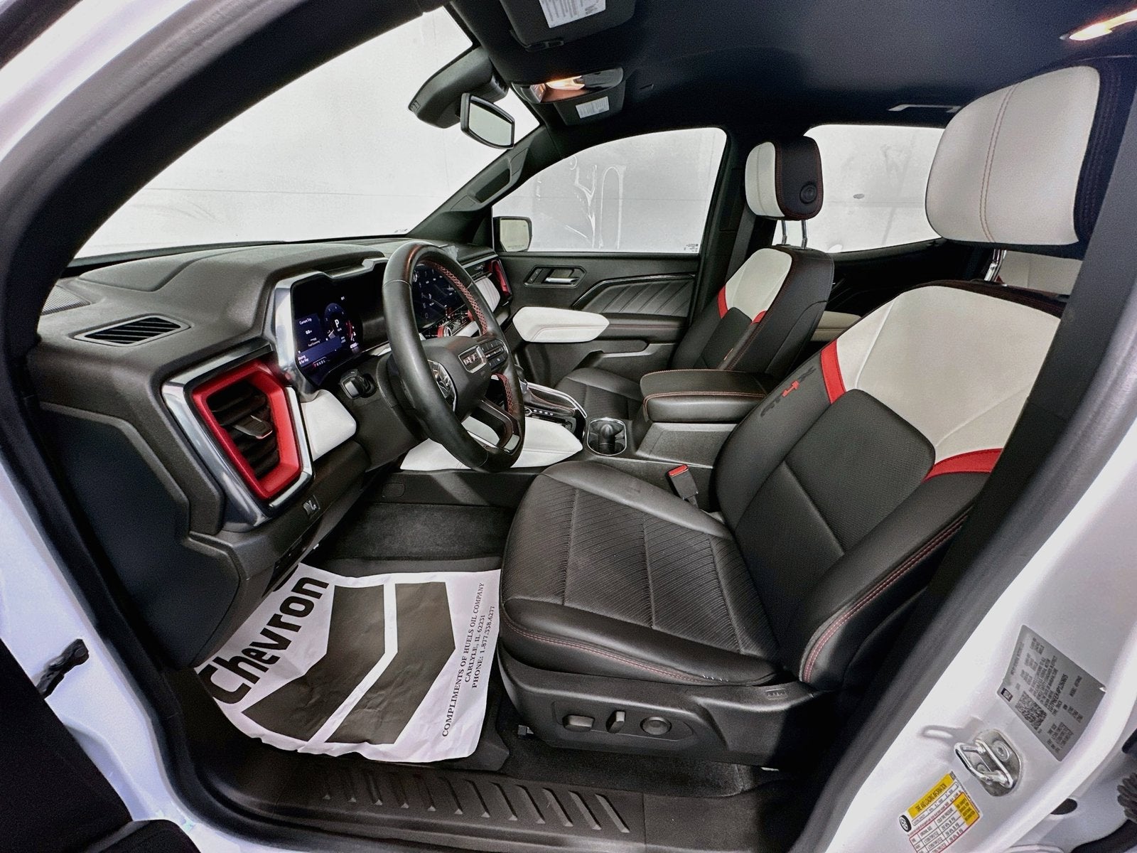 2023 GMC Canyon AT4X