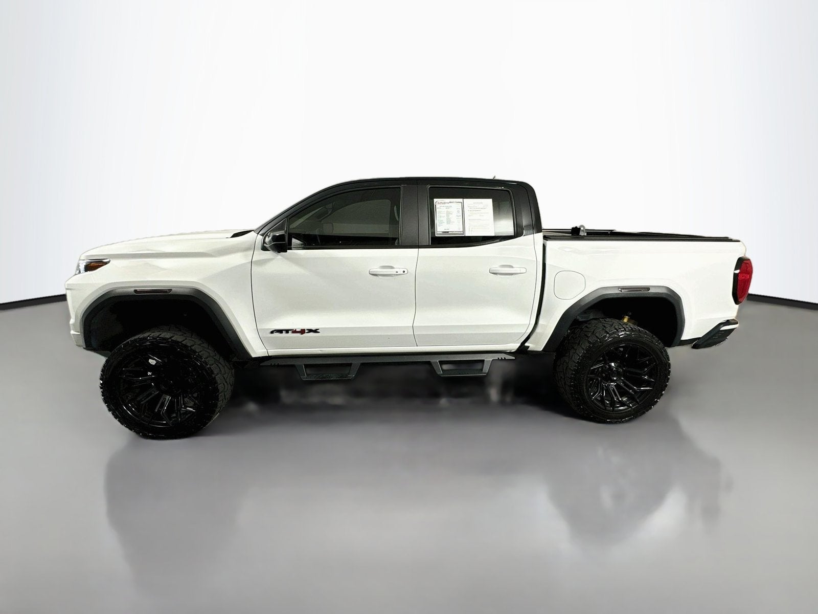 2023 GMC Canyon AT4X