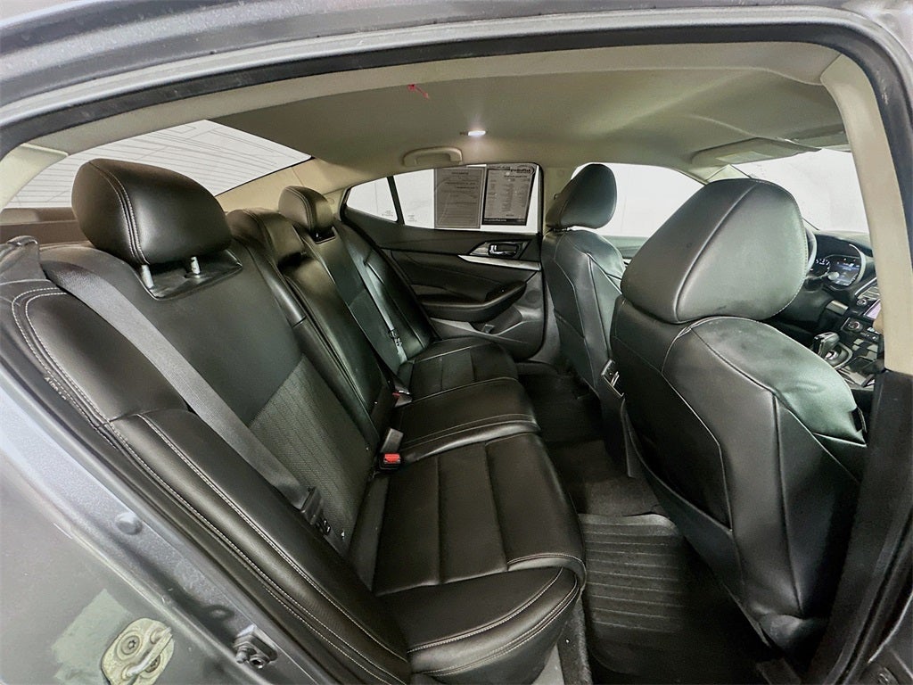 2021 Nissan Maxima SV