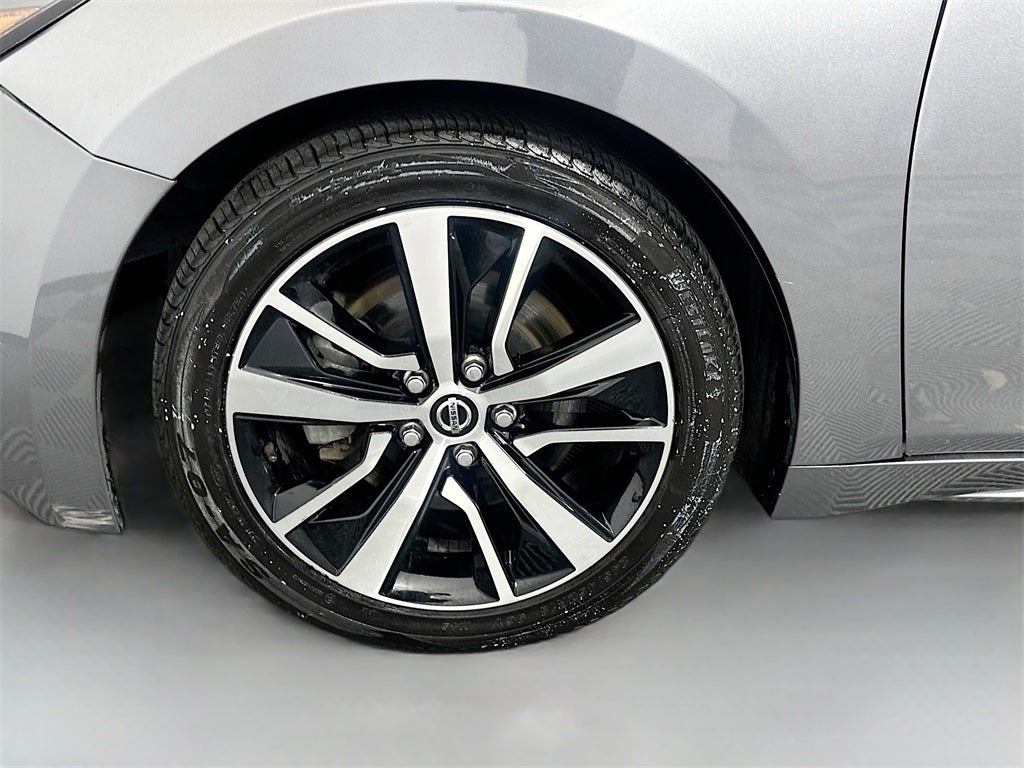 2021 Nissan Maxima SV