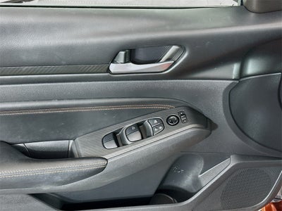 2022 Nissan Altima 2.0 SR