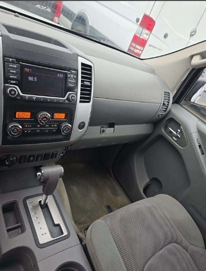 2017 Nissan Frontier SV