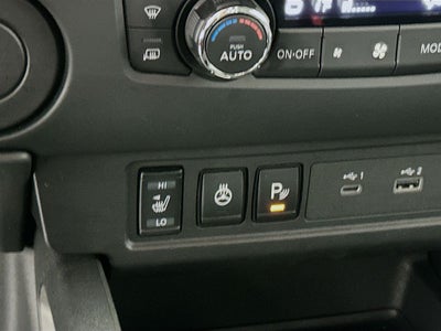 2024 Nissan Frontier SL