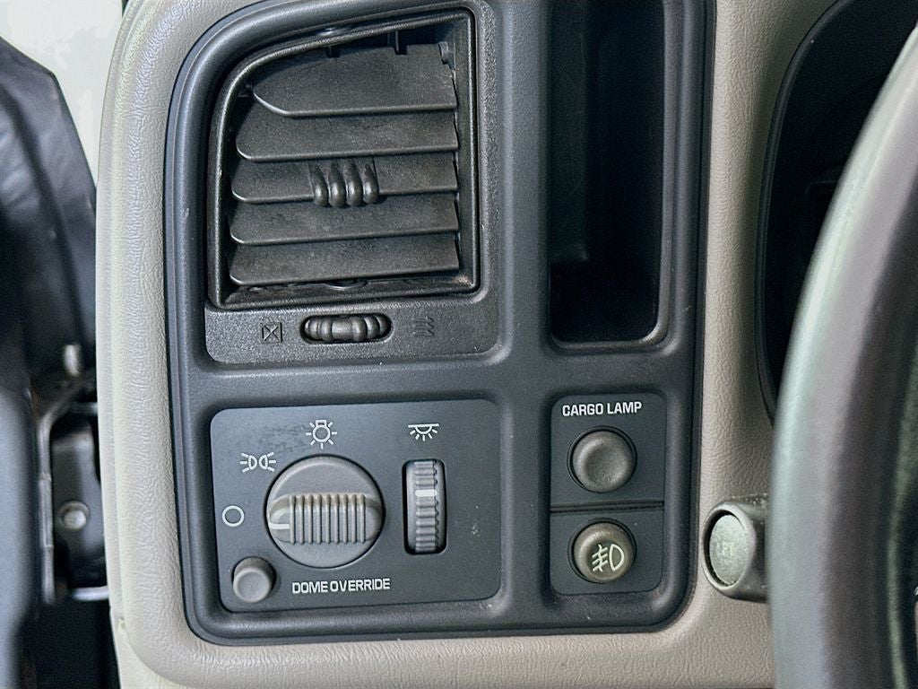 2000 Chevrolet Silverado 1500 LS