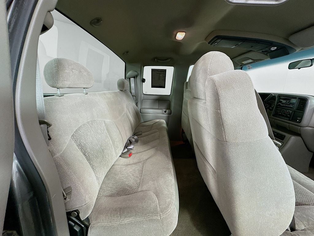 2000 Chevrolet Silverado 1500 LS