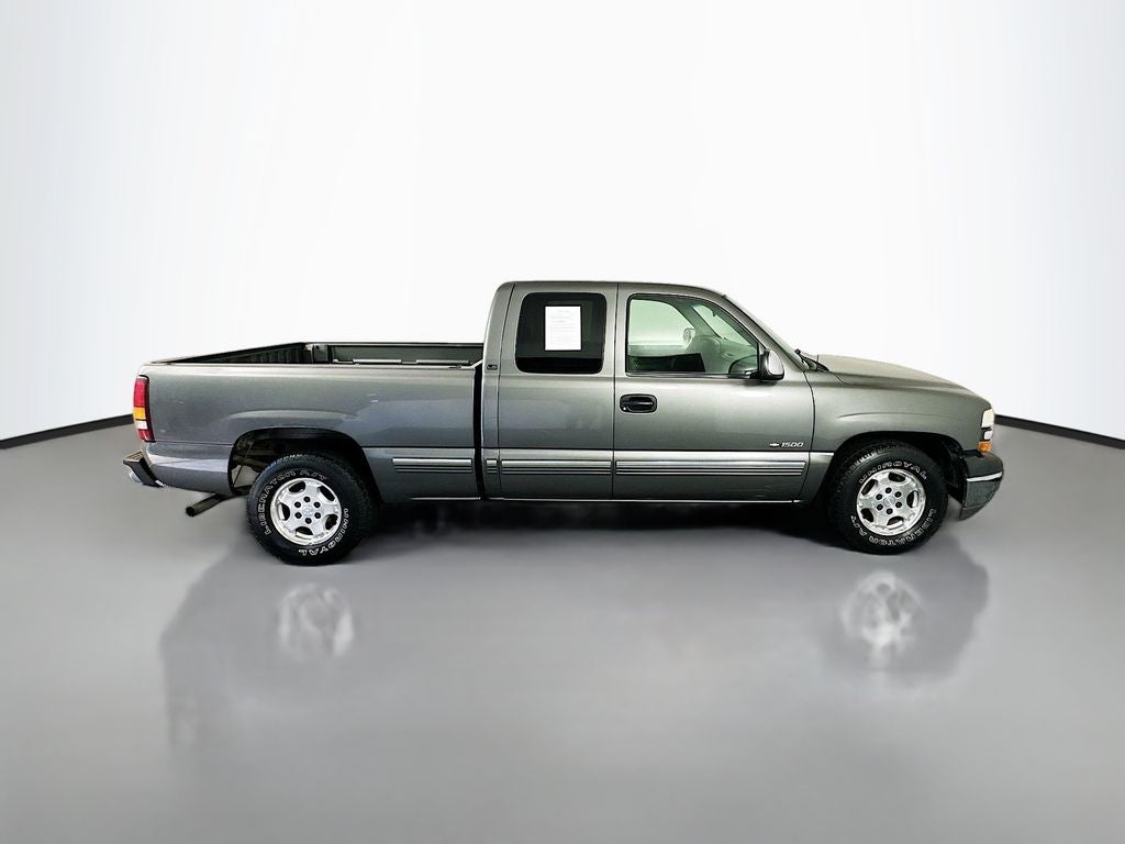 2000 Chevrolet Silverado 1500 LS