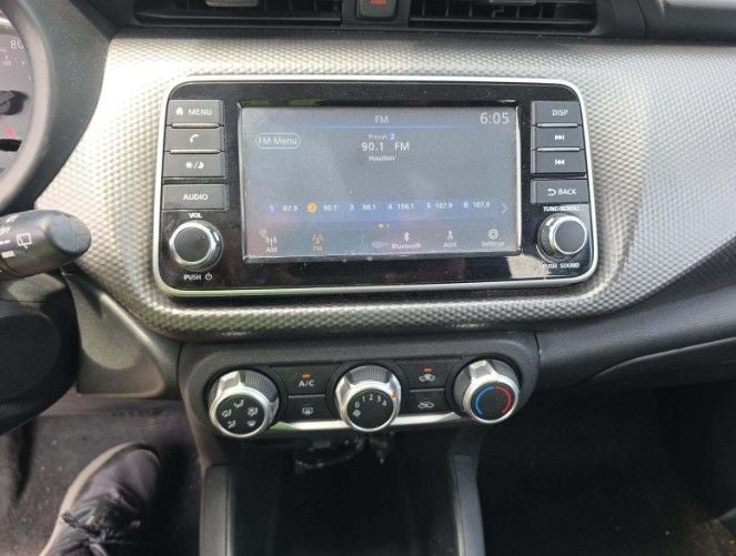 2020 Nissan Kicks S