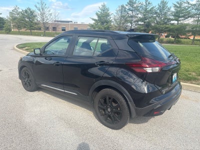 2021 Nissan Kicks SR