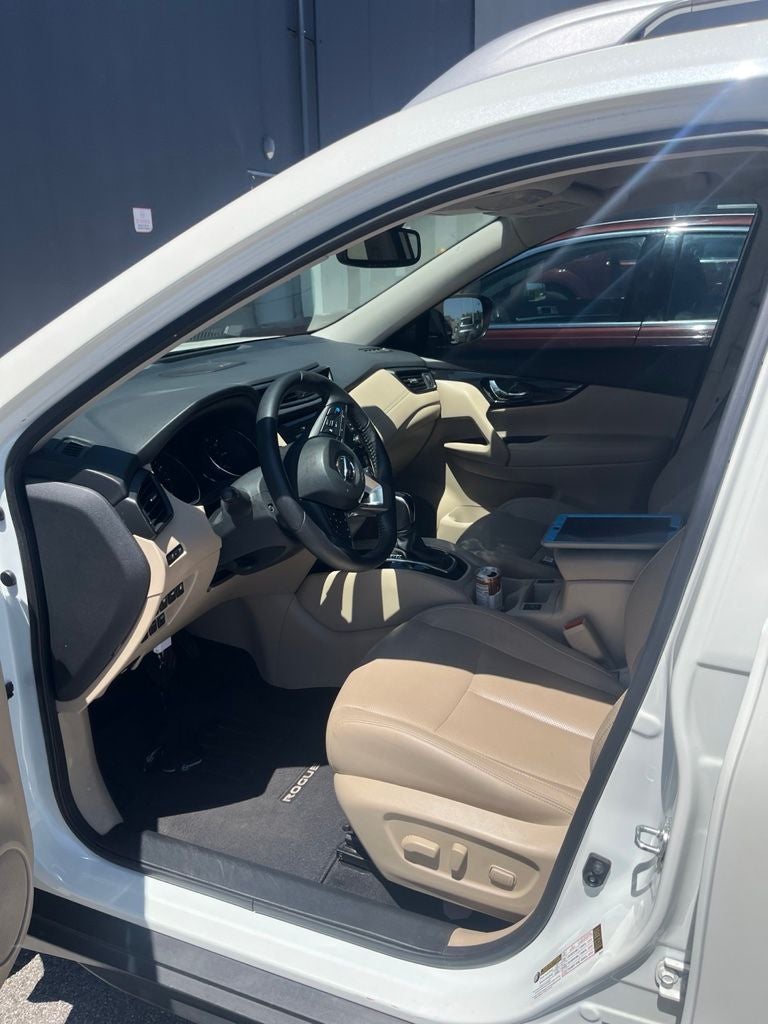 2020 Nissan Rogue SL