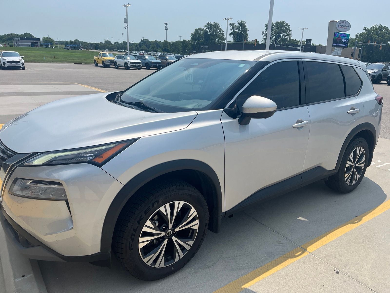 2021 Nissan Rogue SV