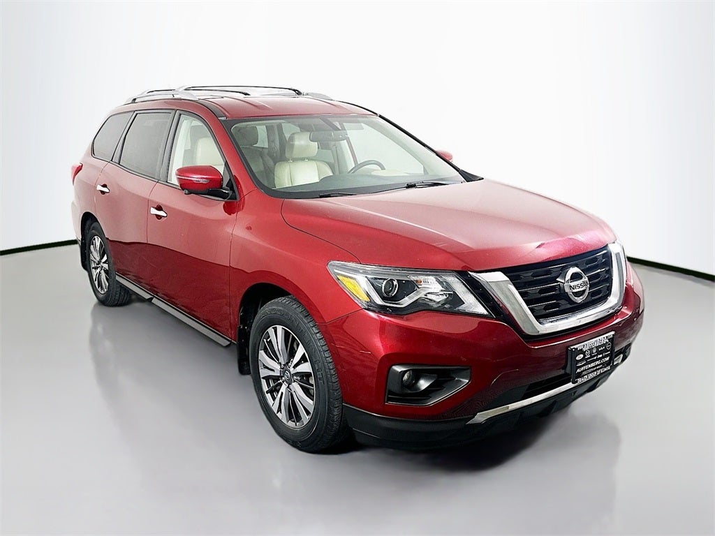 2018 Nissan Pathfinder SL