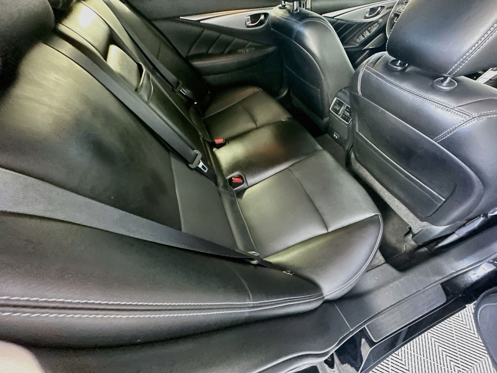 2022 INFINITI Q50 LUXE