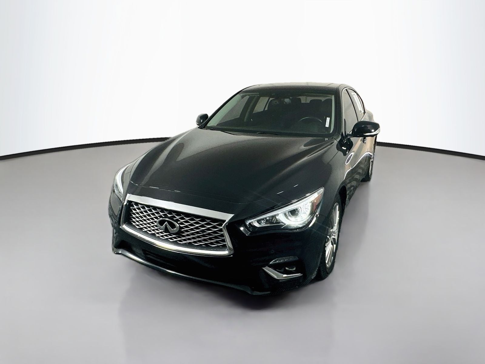 2022 INFINITI Q50 LUXE