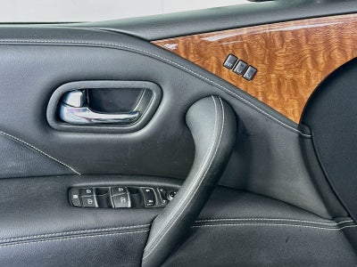 2018 INFINITI QX80 Base