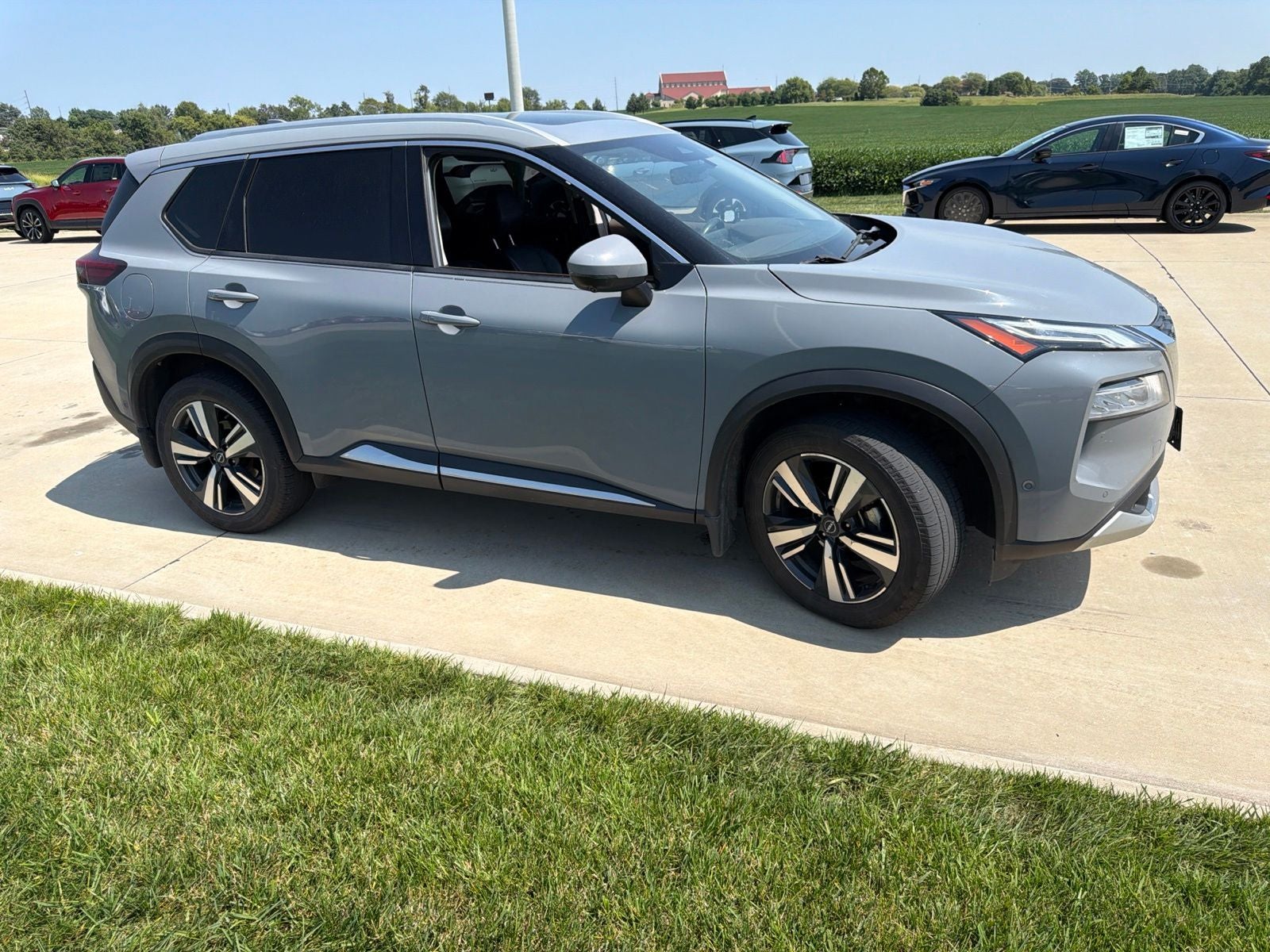 2023 Nissan Rogue Platinum