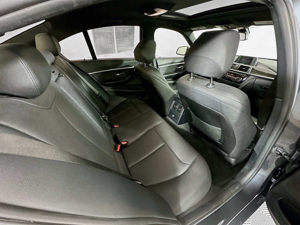 2018 BMW 3 Series 330i