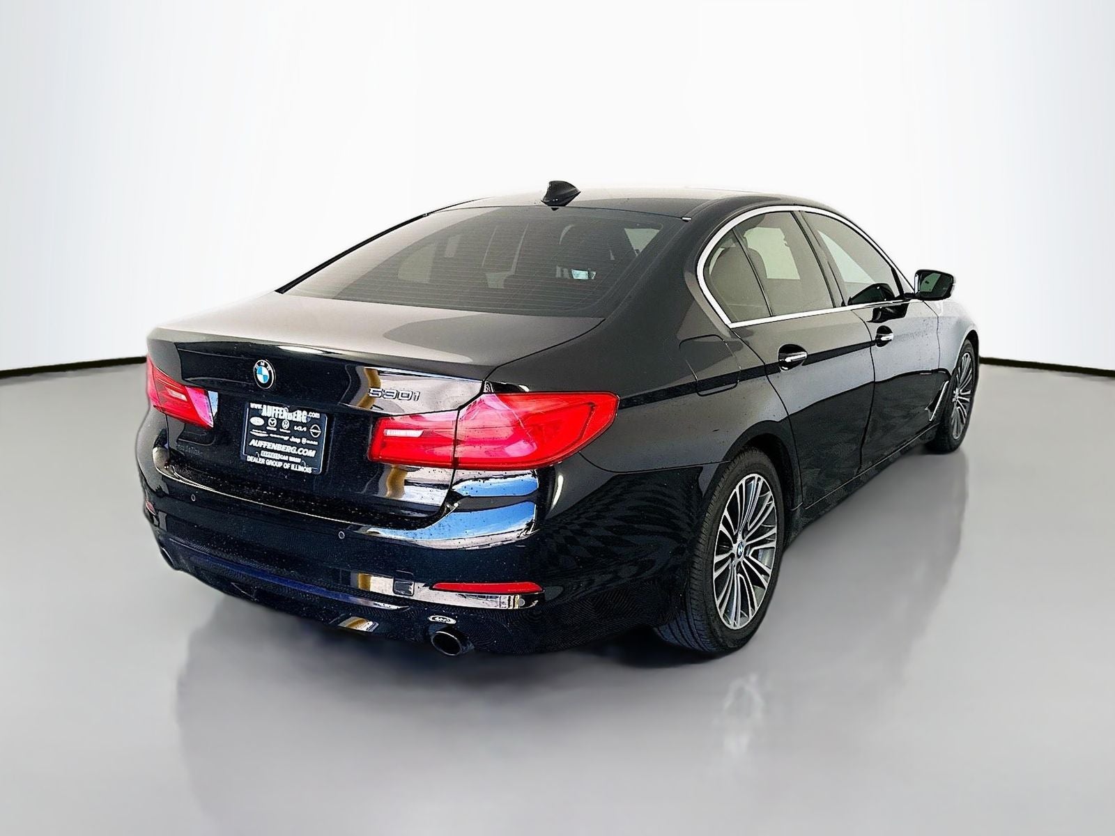 2018 BMW 5 Series 530i